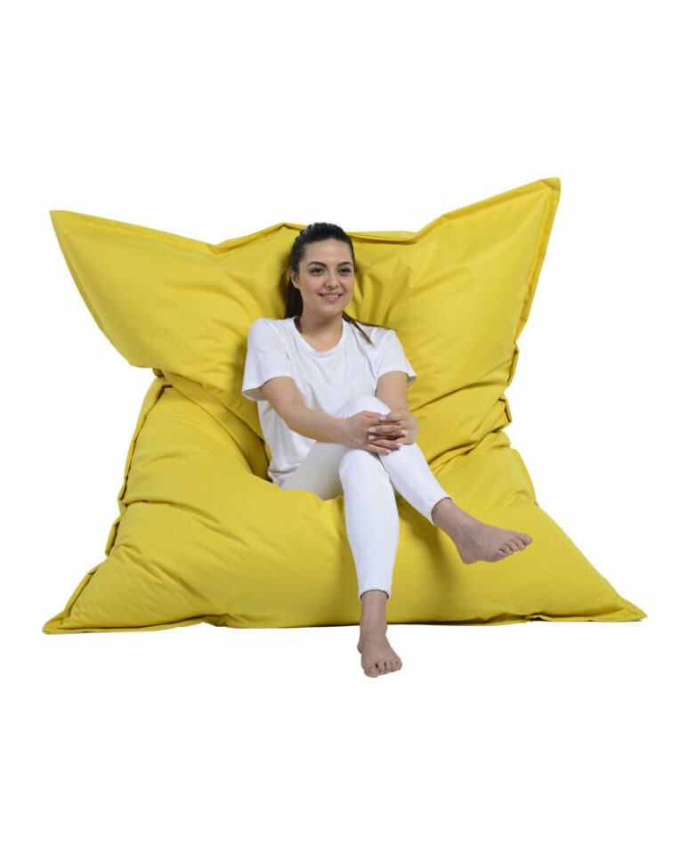 Tabure Giant Cushion 140x180 - Rumena